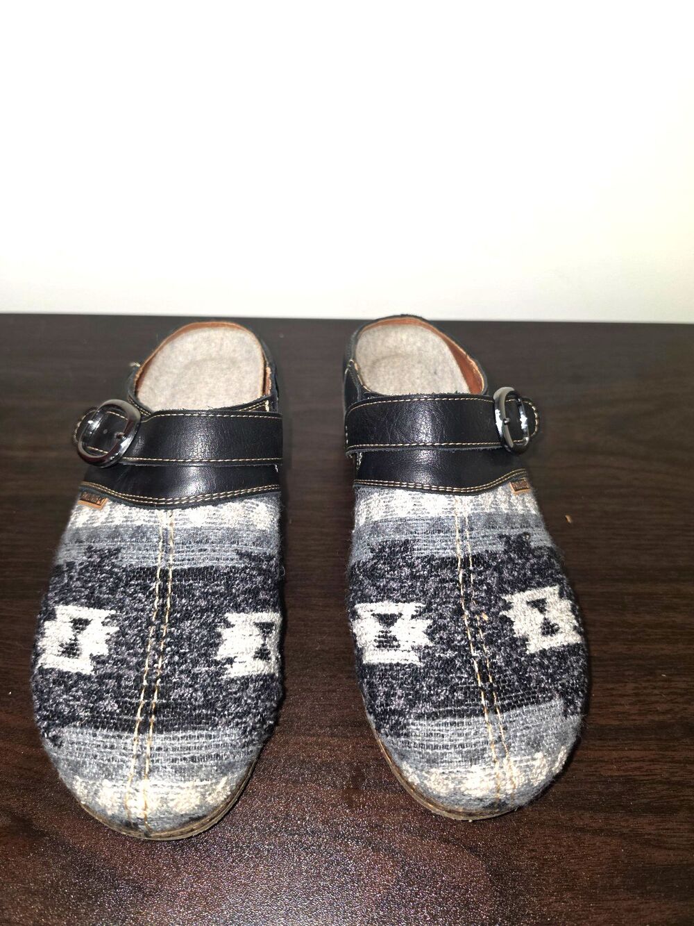 Pikolinos Granada W0W-3620 Clogs Women's US 8 EU 38 Black/Gray Aztec Print